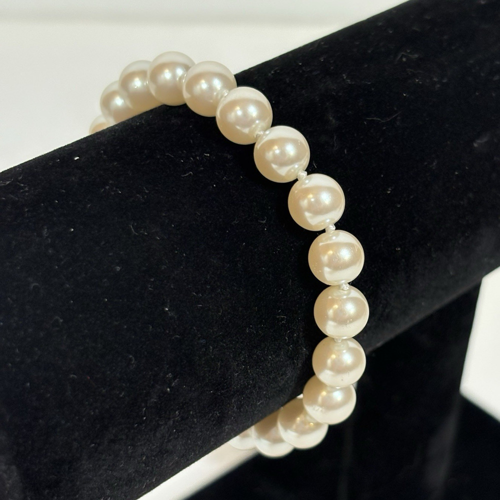 Faux Pearl Bracelet 7" Knotted Carolee Silver Tone Toggle Clasp Vintage Preppy